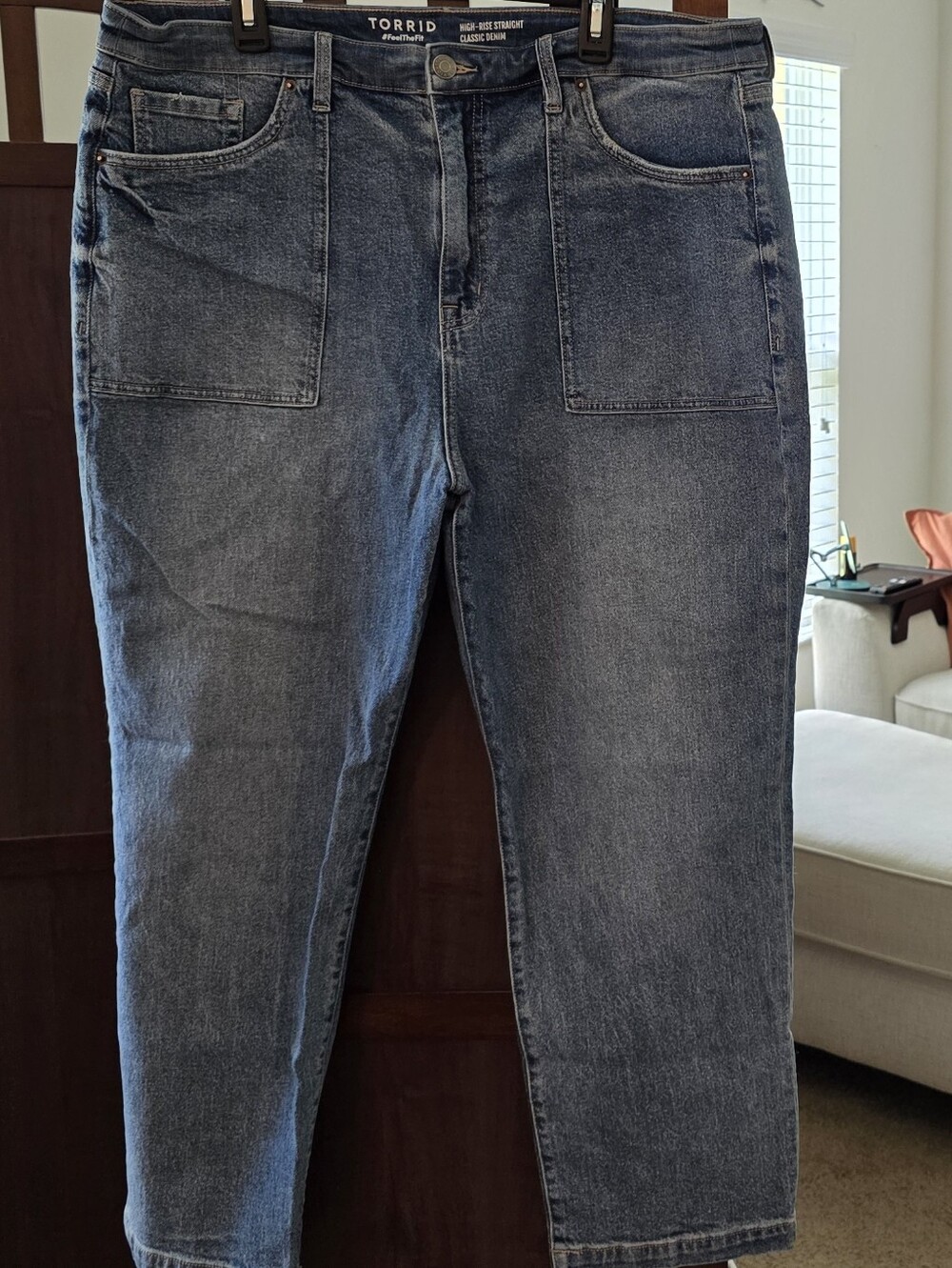 EUC Torrid High-Rise Straight Classic Jeans in Medium Blue